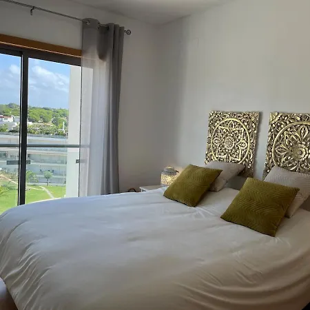 Penthouse, Sea View, Tennis, Swimming Pools, 3' Foot Golf * Olhos de Agua (Albufeira)