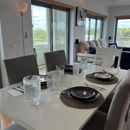 Penthouse, Sea View, Tennis, Swimming Pools, 3' Foot Golf Apartment *