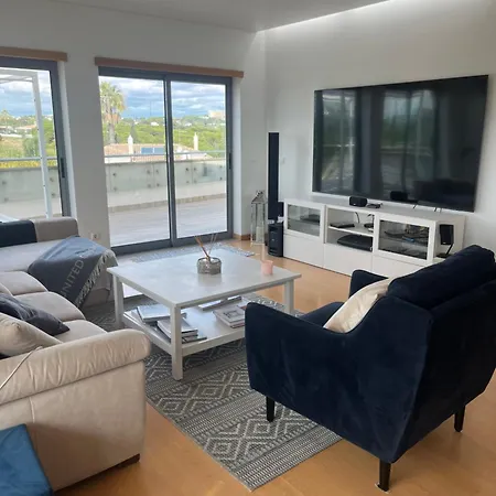 アパート Penthouse, Sea View, Tennis, Swimming Pools, 3' Foot Golf