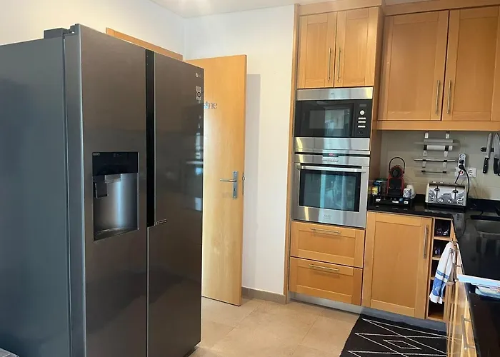 Lägenhet Penthouse, Sea View, Tennis, Swimming Pools, 3' Foot Golf