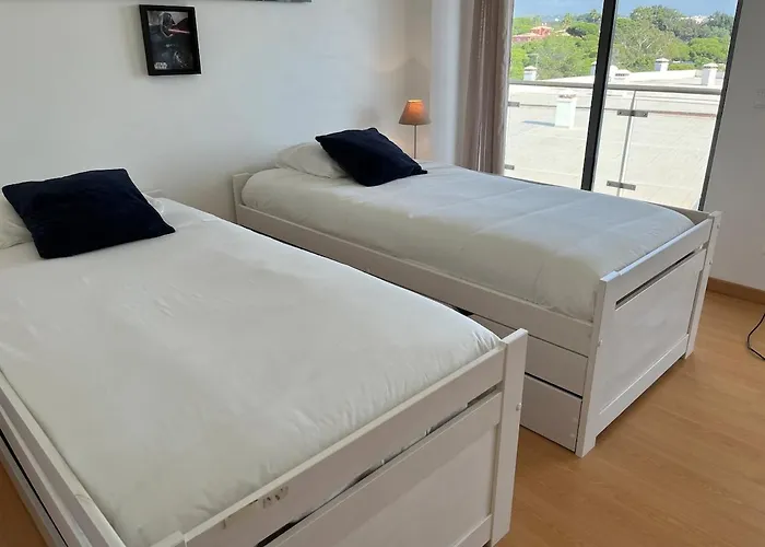 Penthouse, Sea View, Tennis, Swimming Pools, 3' Foot Golf Lägenhet Olhos de Agua (Albufeira)