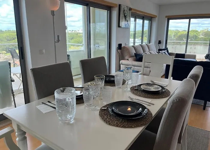 Penthouse, Sea View, Tennis, Swimming Pools, 3' Foot Golf Lägenhet *