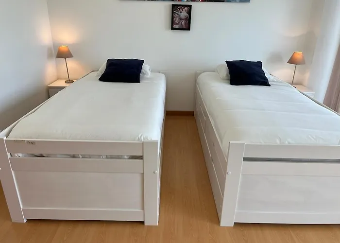 Penthouse, Sea View, Tennis, Swimming Pools, 3' Foot Golf Olhos de Agua (Albufeira)
